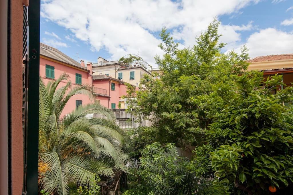 Beatrice Nel Centro Di Levanto Exteriér fotografie