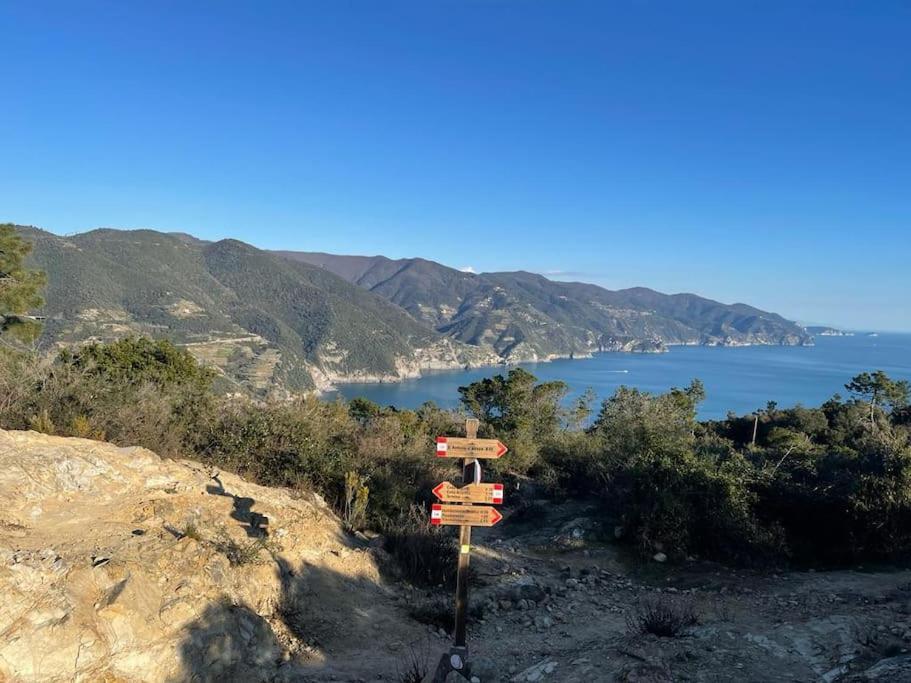 Beatrice Nel Centro Di Levanto Exteriér fotografie